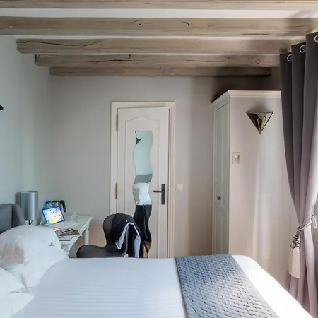 Saint Martin Bastille