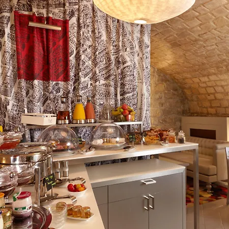 Saint Martin Bastille ホテル パリ