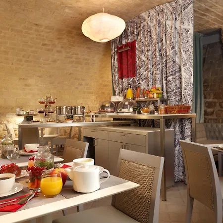 Saint Martin Bastille 3*