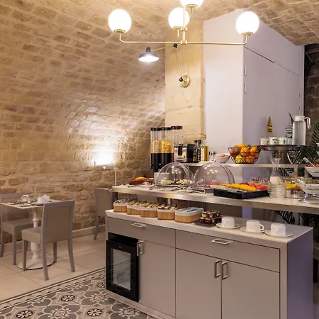 Saint Martin Bastille Otel 3*