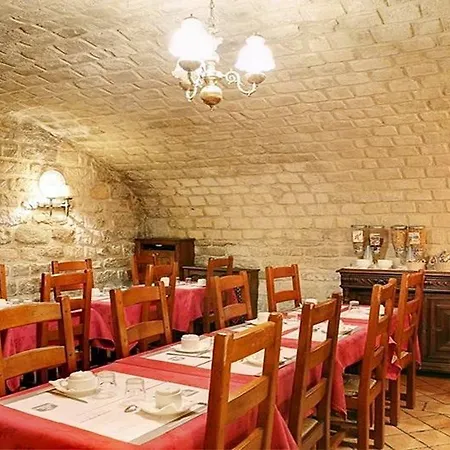 Отель Saint Martin Bastille Париж