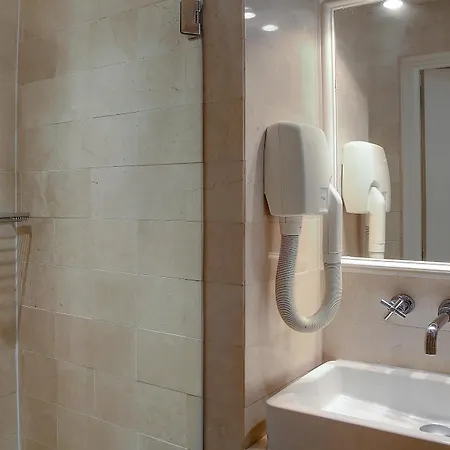Saint Martin Bastille Hotel Parigi